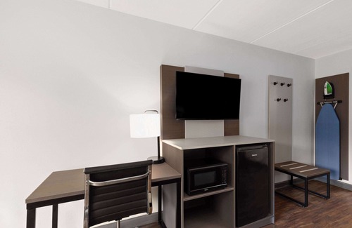 Bainbridge Hotel | Ramada by Wyndham Bainbridge