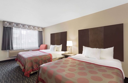 North Fremont Street Hotel | Ramada by Wyndham Monterey