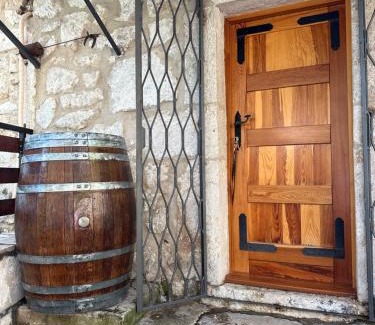 Niksic Cabina | Ranch below Ostrog