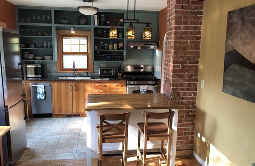 Lower Rattlesnake Casa | Acogedora casa completamente amueblada cerca de Rattlesnake Creek, UM y el centro