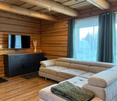 Rouge Chalet De Esquí | Rebäse Puhkemaja