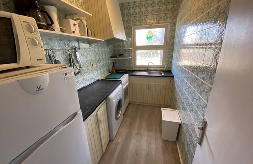 Mas Pinell Apartamento | Rec Dalt - con aire acondicionado, terraza y a 250m de la playa