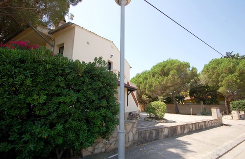 Mas Pinell Apartamento | Rec Dalt - con aire acondicionado, terraza y a 250m de la playa