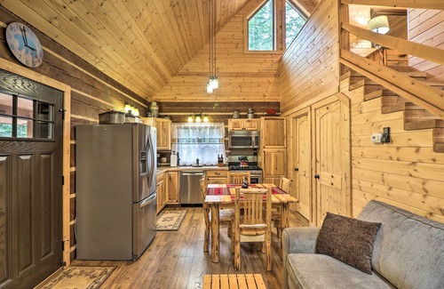 Columbia Falls Cabina | Reconnect with Nature at ‘Timber Creek’ Cabin!