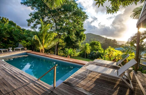 Mahe Island Apartamento | Red Coconut Self-Catering