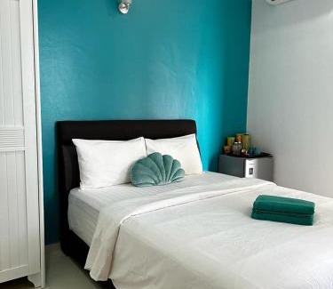 Air Hangat Casa | Red Coral Cottage