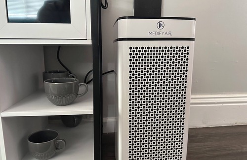 Bisbee Casa | Red Door Bungalow Bisbee / Mountain Views Stay