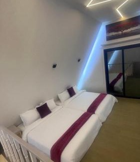 Hatta Chalet De Esquí | Red Hut Resort