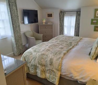 Clovelly Hotel | Red Lion Hotel