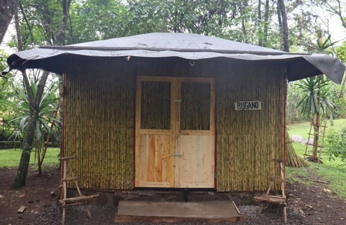 Nyakinama Casa | Red Rocks Ruanda - Cabaña de bambú