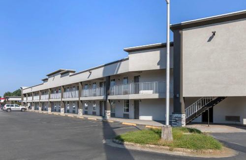 Dunn Hotel | Red Roof Inn Dunn