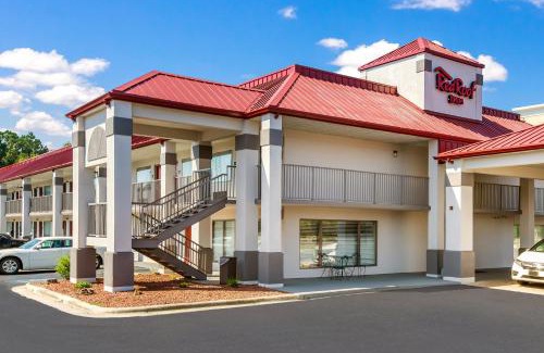 Cape Fear Hotel | Red Roof Inn Fayetteville I-95