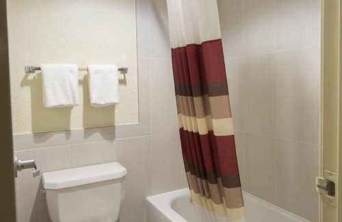 US 290 Hotel | Red Roof Inn Houston - Brookhollow