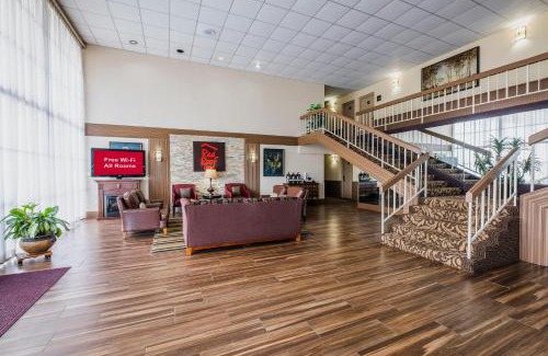 Meridian Hotel | Red Roof Inn Meridian