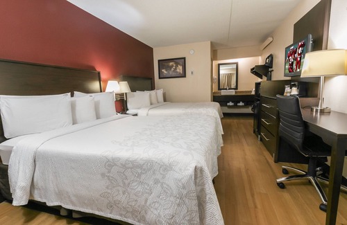 Columbus Hotel | Red Roof Inn PLUS+ Columbus-Ohio State University OSU