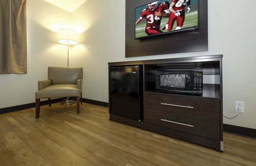 Vermillion Hotel | Red Roof Inn Vermillion - U of South Dakota