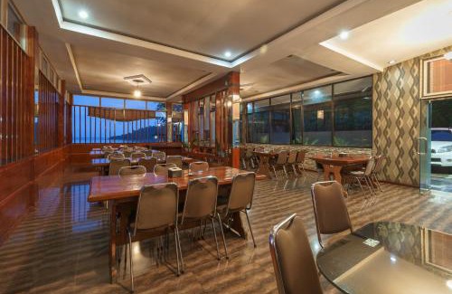 Parapat Hotel | RedDoorz at Sedayu 2 Near Danau Toba Parapat