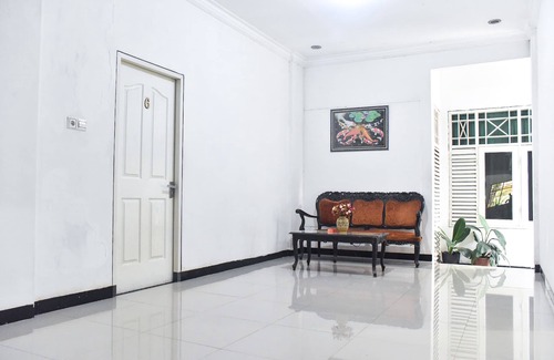 Marusu Casa | RedDoorz near Sultan Hasanuddin Airport 2