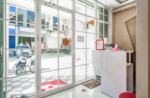 Balikpapan Hotel | RedDoorz near Taman Bekapai 3 Balikpapan