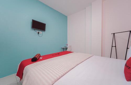 Johar Baru Hotel | RedDoorz near Universitas YARSI