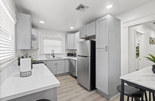 Eastside Casa | Redondo Retreat, 1 Mile to the Beach, Games, Remodeled 3BD Home, Fire Pit, Patio