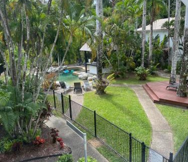 Port Douglas Casa | Reef Terraces on St Crispins