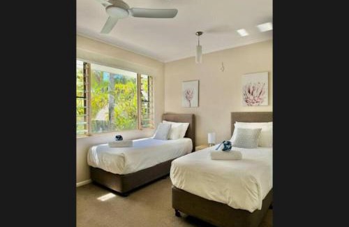 Port Douglas Casa | Reef Terraces on St Crispins