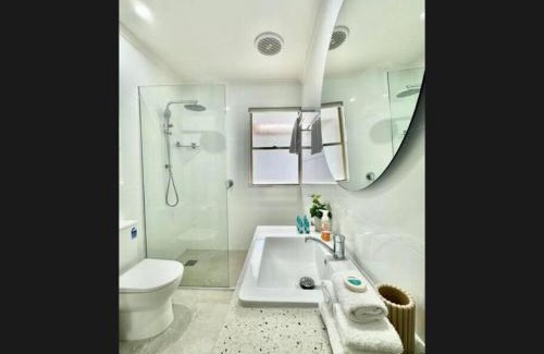 Port Douglas Casa | Reef Terraces on St Crispins