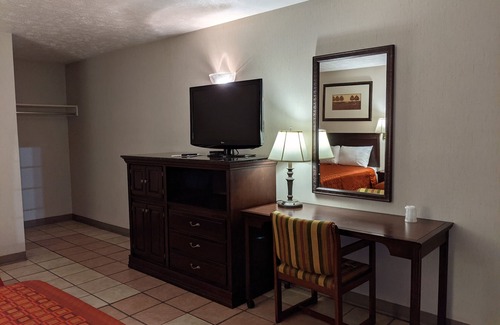 Tiptonville Hotel | Reelfoot Lake Inn