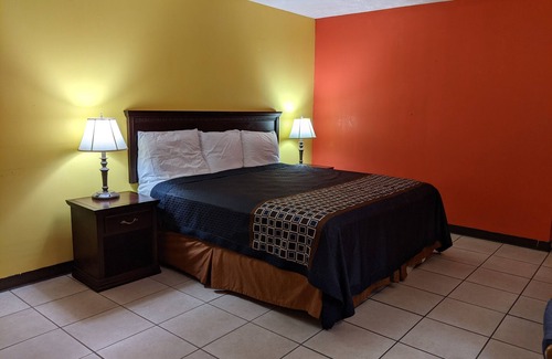 Tiptonville Hotel | Reelfoot Lake Inn