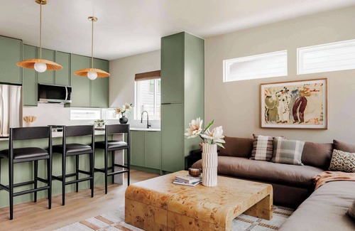 East MLK Casa | Refined Luxury Austin Escape | Hot Tub