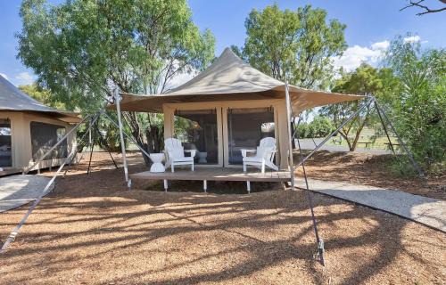 Keepit Hotel | Reflections Lake Keepit - Holiday Park