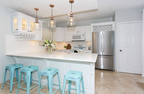 Seven Mile Beach Condominio | Regal Beach Club # 112