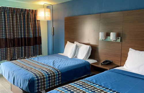 Lake City Hotel | Regal Inn