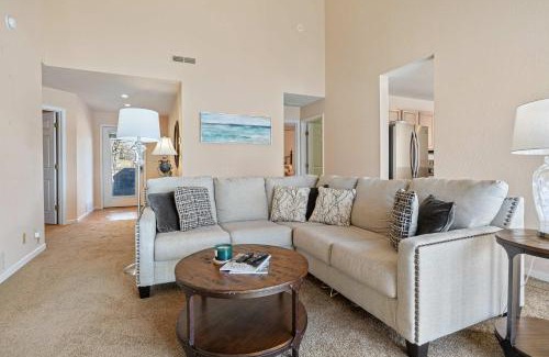 Village of Four Seasons Apartamento | Regatta Bay 356-4B