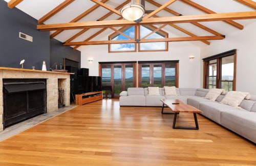 Minimbah Casa | Regatta Park: where the land meets the sea