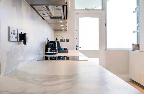 Primrose Hill Apartamento | Regents' Oasis in the Sky- by Out of Office Lifestyle