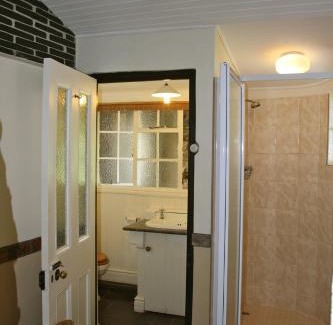 Lobamba Cabina | Reilly's Rock Hilltop Lodge