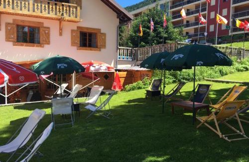 Lelex Cama Y Desayuno | Relais Mont Jura Adults Only