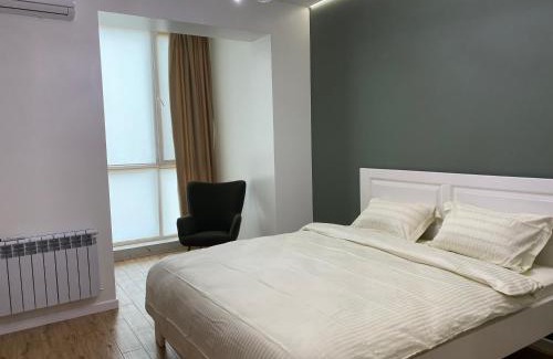 Rivne Apartamento | Relax apartment стильні апартаменти біля озера авторський ремонт