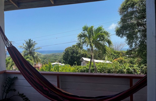 Belmont Cabaña | Relax at Debbie’s Herbal Tea Cottage: Ocean Views, Farm-to-Table & Nature Trails