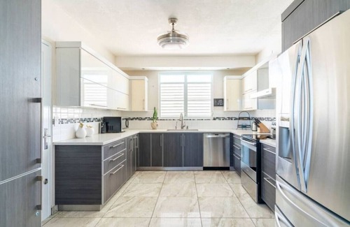 Maleza Baja Casa | Relax Home Plenty Space Near The Airport - 4min