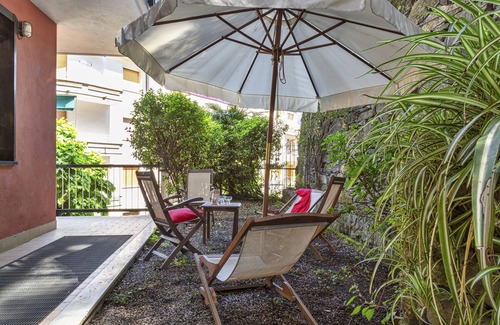 Rapallo Apartamento | Relax in giardino a due passi dal porto