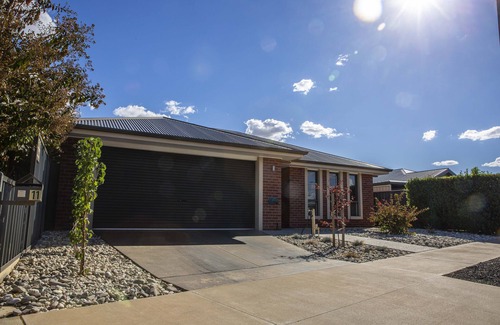 Red Cliffs Casa | Relájese en los acantilados rojos.