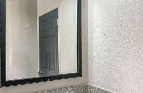 Jackson Hotel | Relax Inn By Oyo Jackson MS Hwy 80/I-20