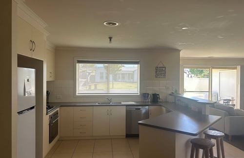 Mount Gambier Casa | Relax on Lee