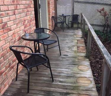 Devonport Casa | RELAX on Ronald Street