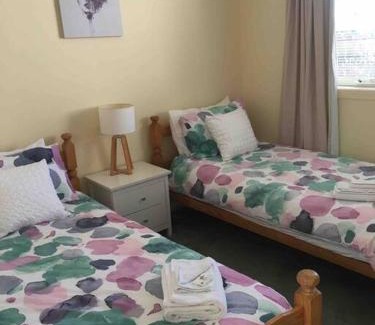 Devonport Casa | RELAX on Ronald Street