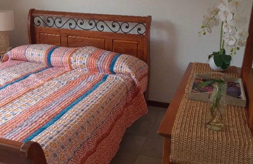 Mossman Cama Y Desayuno | Relax, unwind and chill out. Entire home in Mossman, Australia