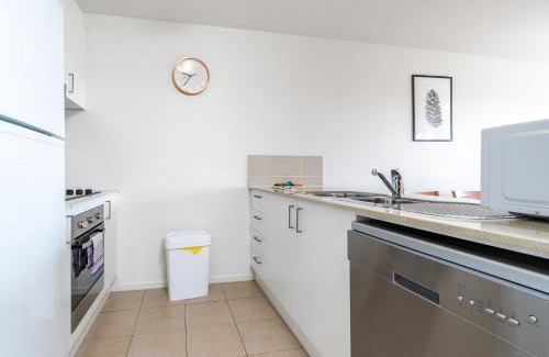 Wright Apartamento | Relaxing 2BR Apt in North Point Complex - Hosted by Canstay